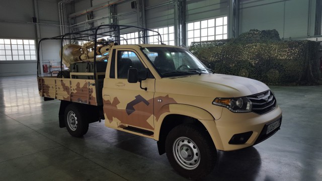 UAZ Cargo с минометом! Всем бояться!