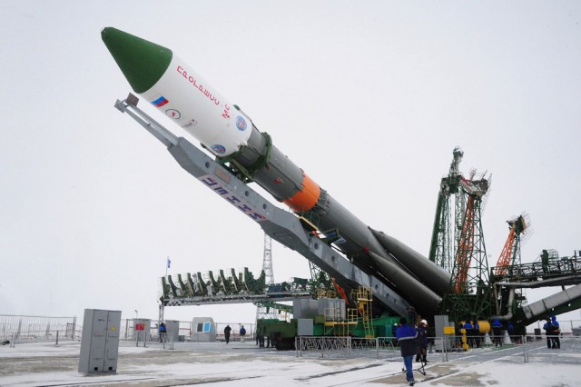 Запуск Falcon 9 FT с грузовым кораблем Dragon к МКС