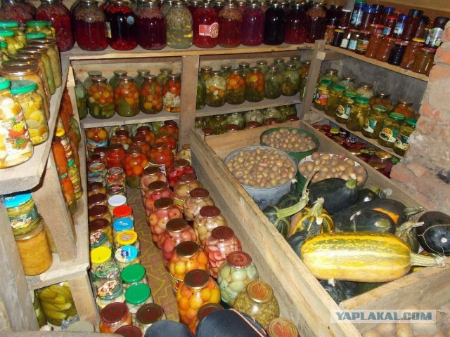 Три корабля ВМС Украины пересекли российскую границу