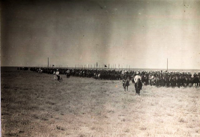 Сибирские казаки на службе и дома. Альбом 1911 года