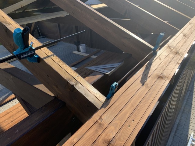 Навес для авто из бруса своими руками