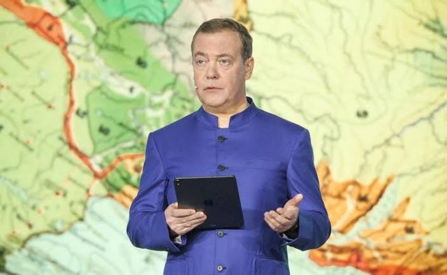 Захарова заявила, что Германия использует украинцев как «пушечное мясо»