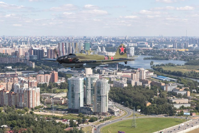 Перегон восстановленного штурмовика Ил-2