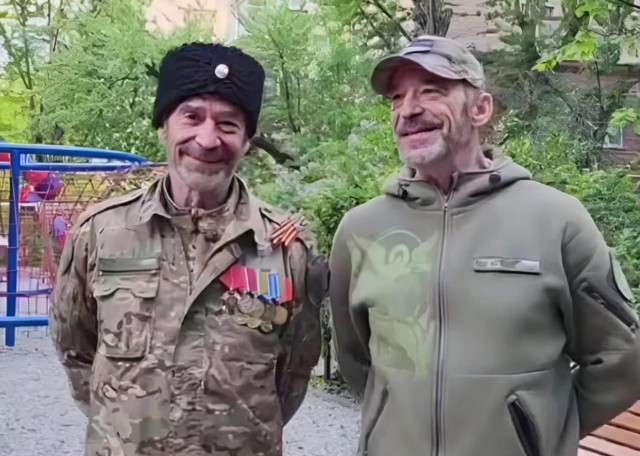 Сыроежкин и Электроник отправились на СВО