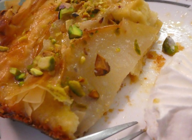 Пирог с сыром Бри