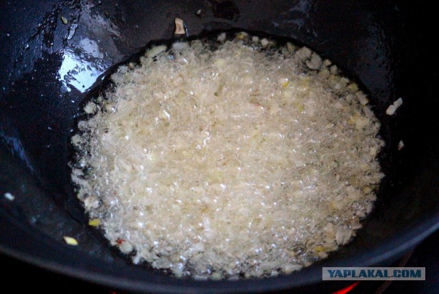 Жгучее карри с креветками