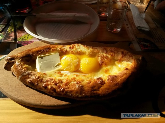 Хачапури по-аджарски, Кулинарный этюд