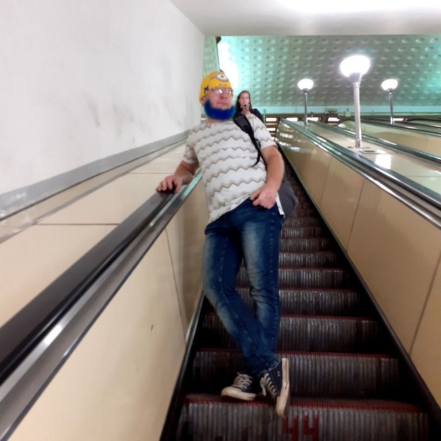 Модные и странные личности из московского метрополитена