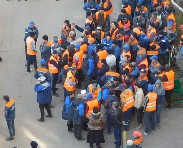 Калужский чиновник предложил запретить гастарбайтерам привозить в Россию своих родственников