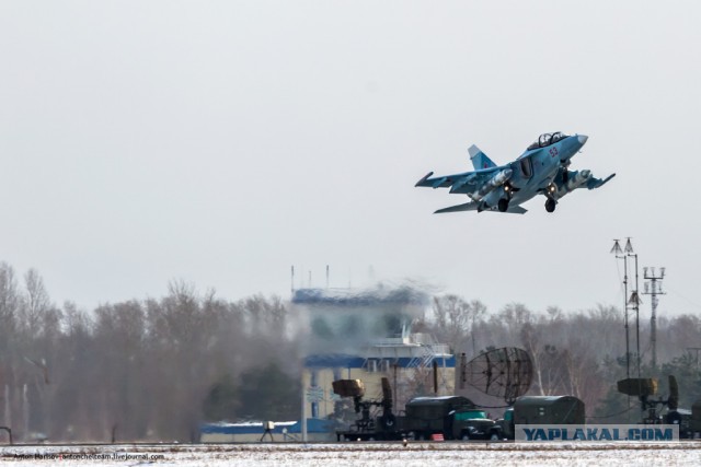 Як-130 транзитом через Шагол. 25.10.2014г.