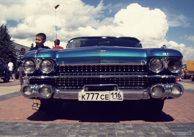 Выставка ретро автомобилей