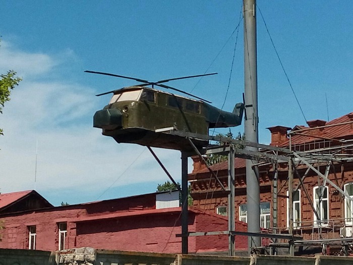 У нас в посёлке Кулибин вертолет смастерил
