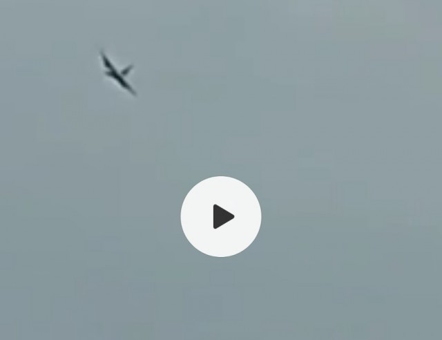 Украинский Су-25 выходит из чата