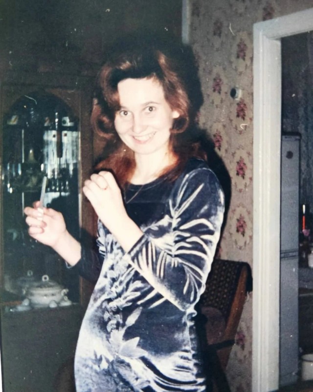 Девчата из 90-х и 2000-х (21.10.2024)