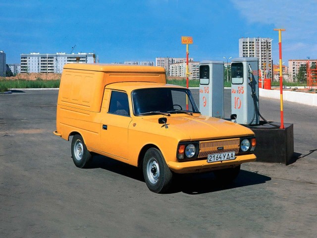 Фотохроника "загнивающего совка". Часть 11. Советские автомобили
