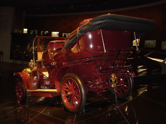 Фотоотчет. Германия. Музей Mercedes-Benz