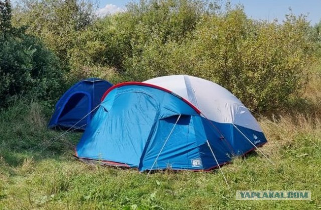 Палатки