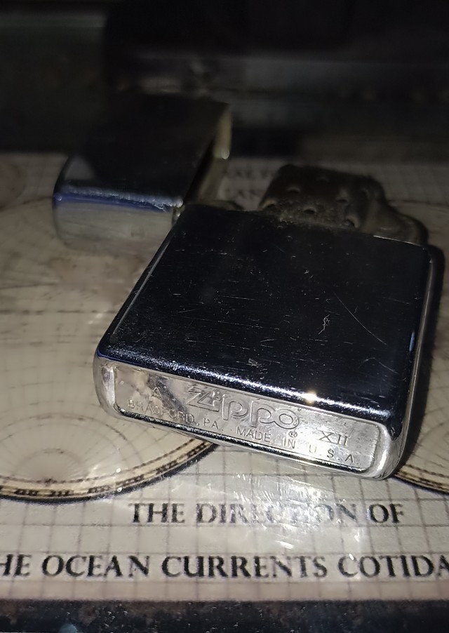 Зрелость и молодость (про zippo)