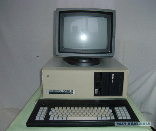 Первый личный компьютер. Digital Starion 300i