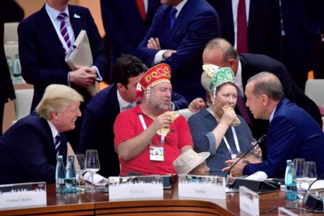 Мемы и приколы про матч России с Испанией