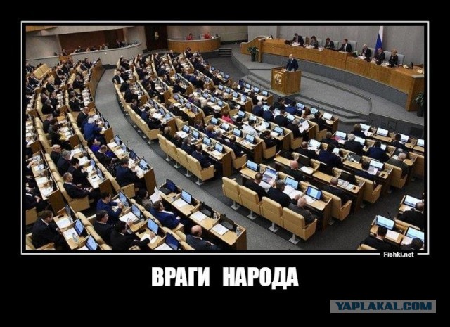 Сигареты и алкоголь подорожают на 10%