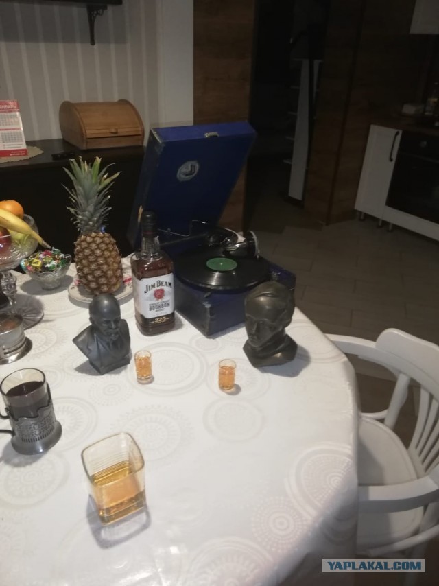 Хвастаемся столами?