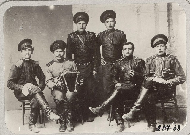 Сибирское казачье войско 1909г. Лица. Виды