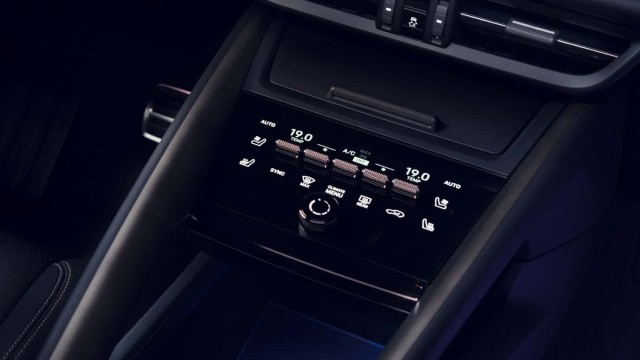 Porsche представил новый электрический Macan (фото, видео)