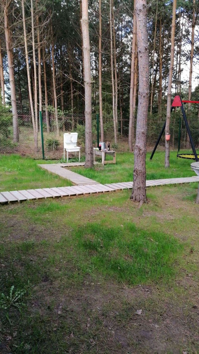 Переносная (мобильная) садовая дорожка из дерева
