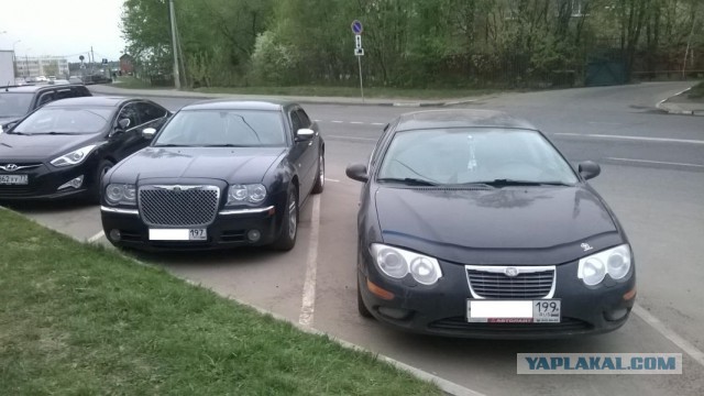 "Литерные трёхсотые". К юбилею Chrysler 300 красивых автофото пост
