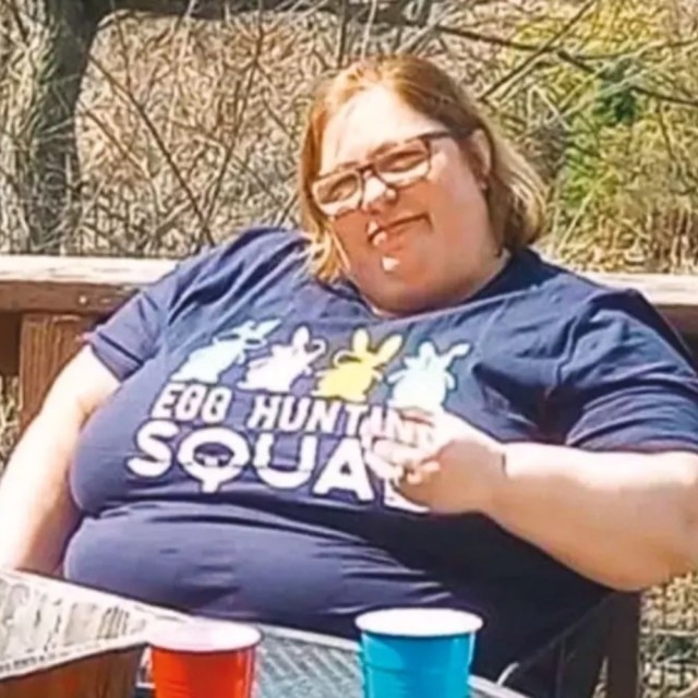 В США огромная мадам раздавила своего ребенка в качестве наказания.