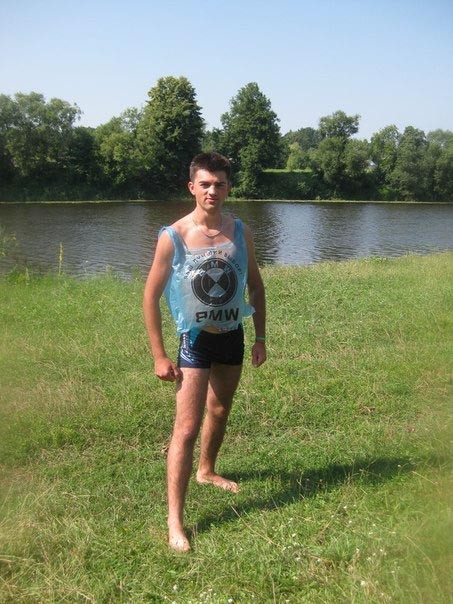 "Как я тебя узнаю?" - Я буду в голубом BMW