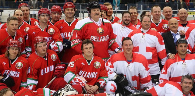 Выпивка, зубры и суровые бабушки, или Беларусь глазами британцев