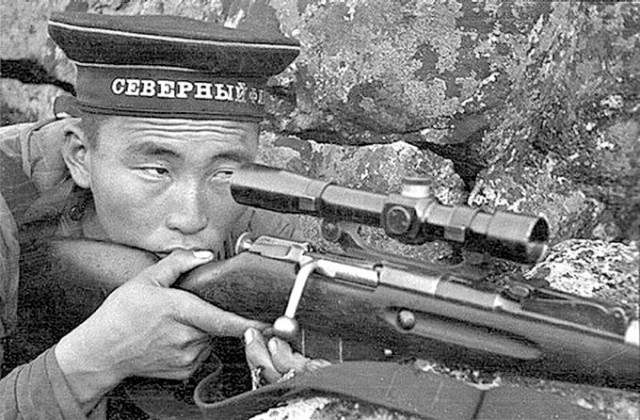 История в фотографиях