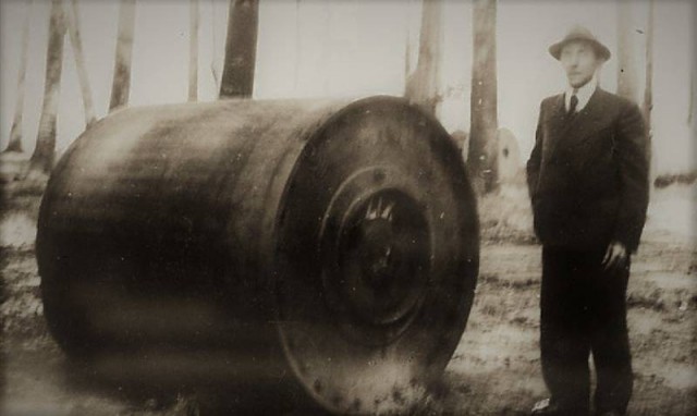 Авро Ланкастер - самый лучший и самым массовый тяжелый бомбардировщик Великобритании