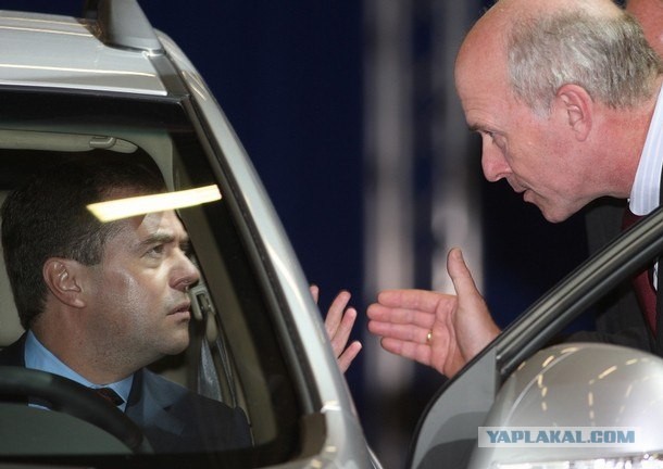 Шеф, подбросишь?