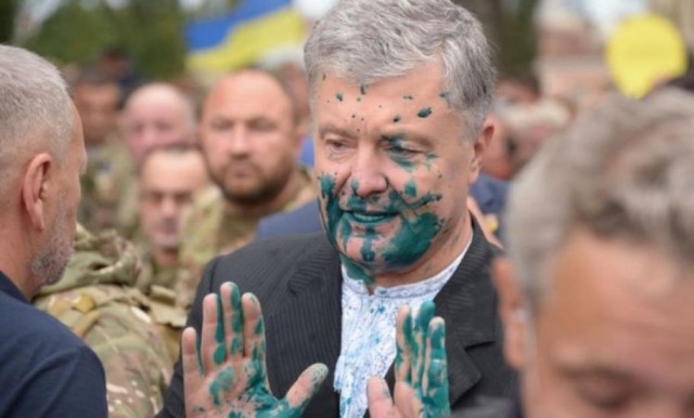 Он, точно знает толк в развлечениях !