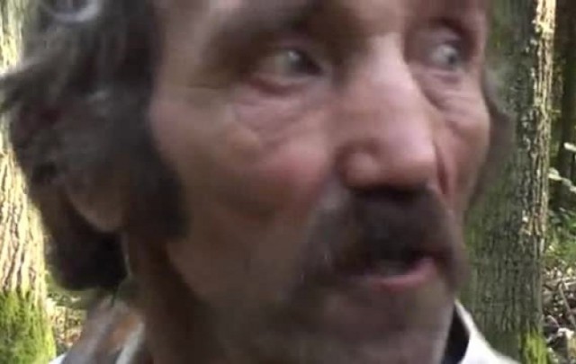 На районе суета