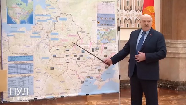Если ВСУ войдет в Беларусь, белорусам могут раздать оружие.
