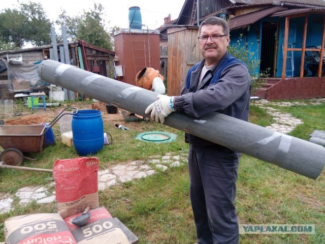 Домик для лопат