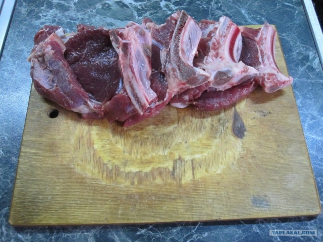 Говяжьи ребра, тушеные с яблоками!