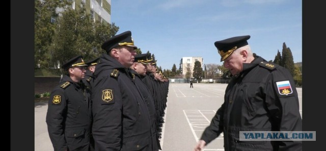 Главнокомандующий ВМФ и командование ЧФ провели встречу с экипажем ракетного крейсера «Москва»