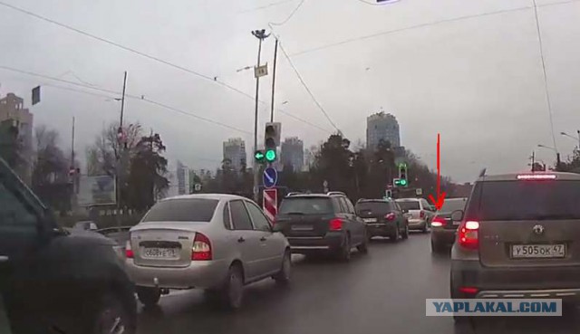 Фееричная дура "учитель" на BMW!