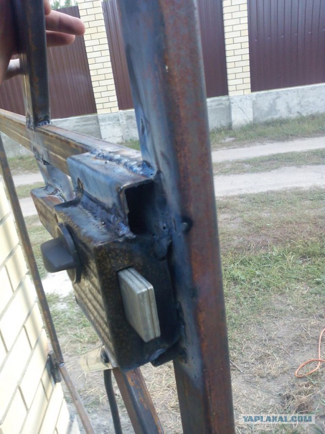 Ворота и калитка. Рукожопство.