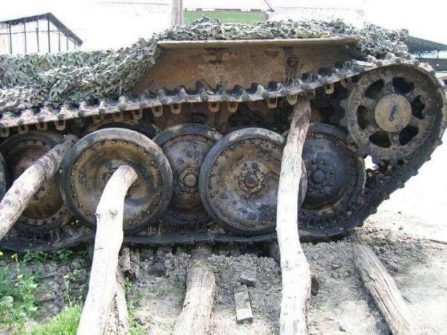 Этот немецкий танк Пантера Ausf.А нашли на болотах возле города Смела (Украина)
