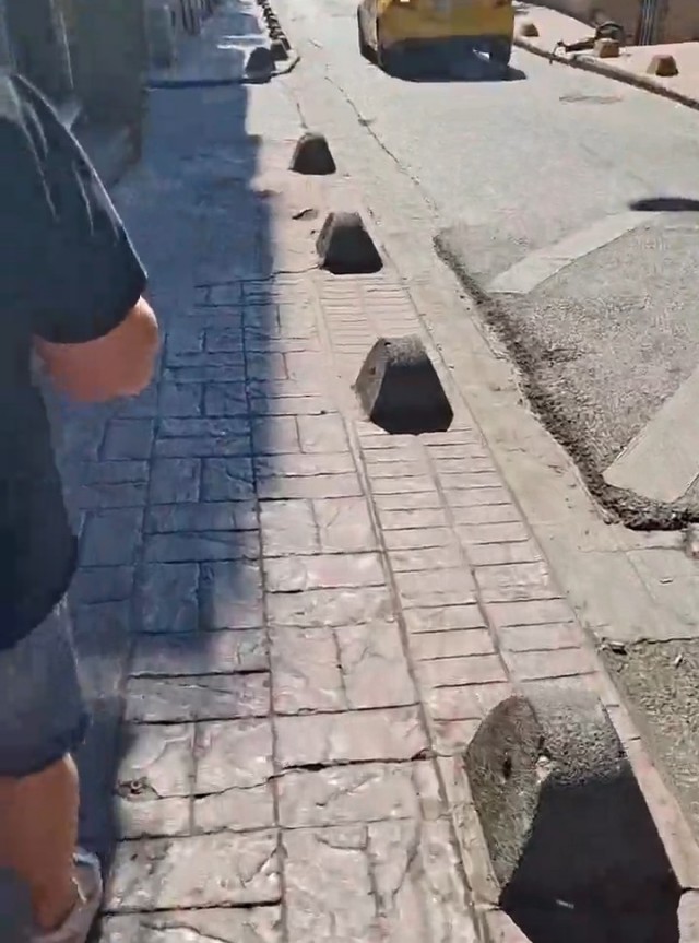 Происходит ямочный ремонт