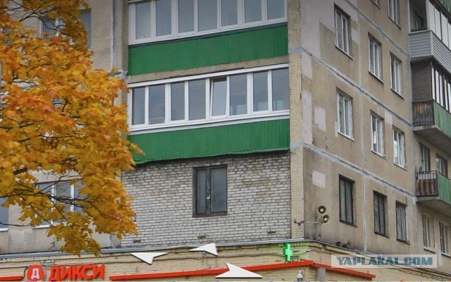 Интересное дизайнерское решение оформления лоджии