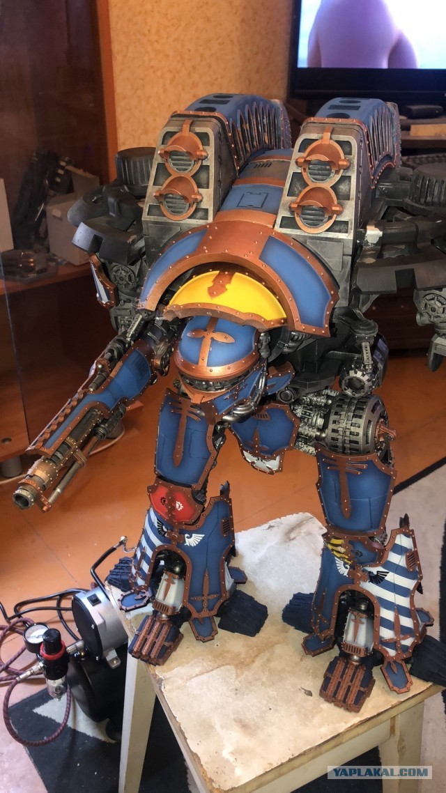 Warlord Titan. Сервиторим потихоньку