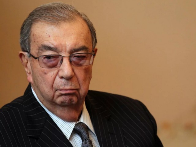 Румынский сенатор выкрикнула "Слава Москве" с трибуны парламента