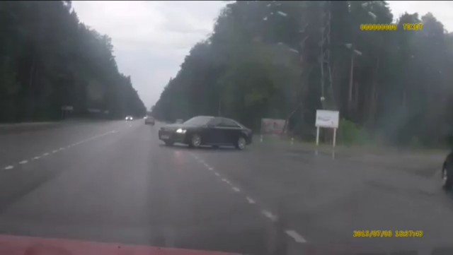 Два "оленя" встретились на дороге